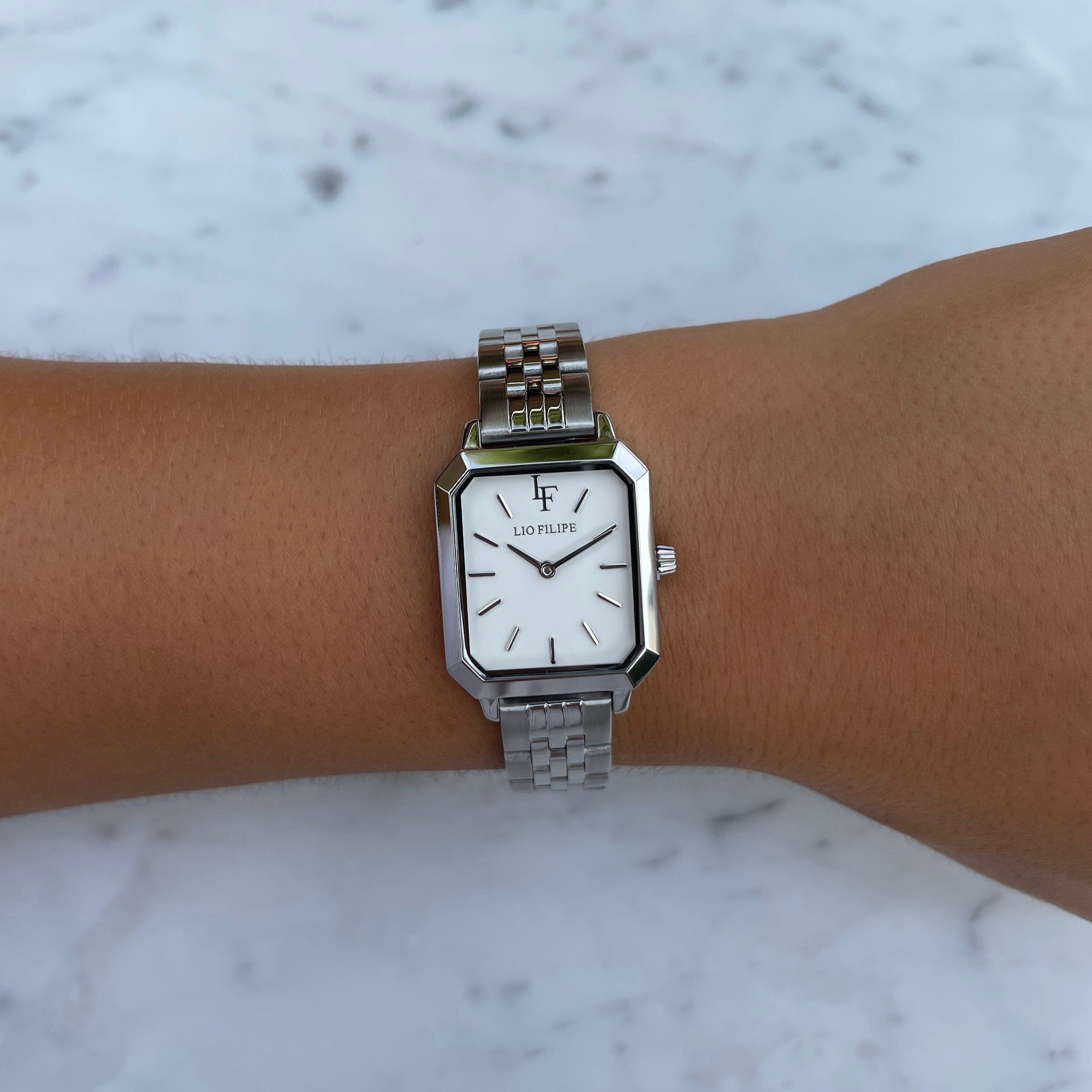 Lío Filipe x VOVIA - Silver