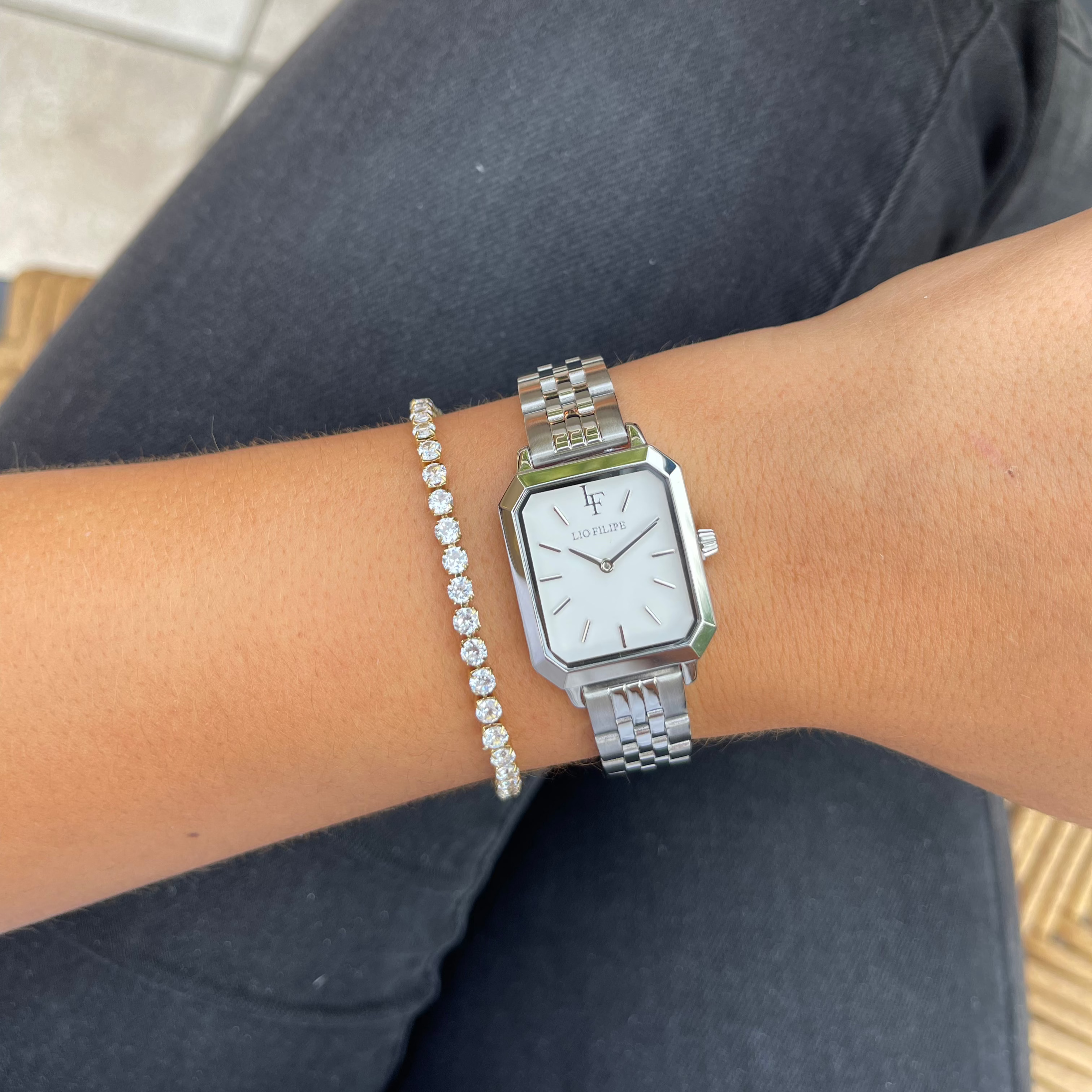 Lío Filipe x VOVIA - Silver