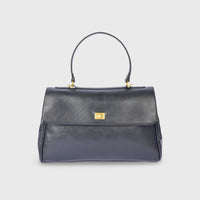 Ciara Essential