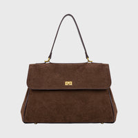 Ciara Essential