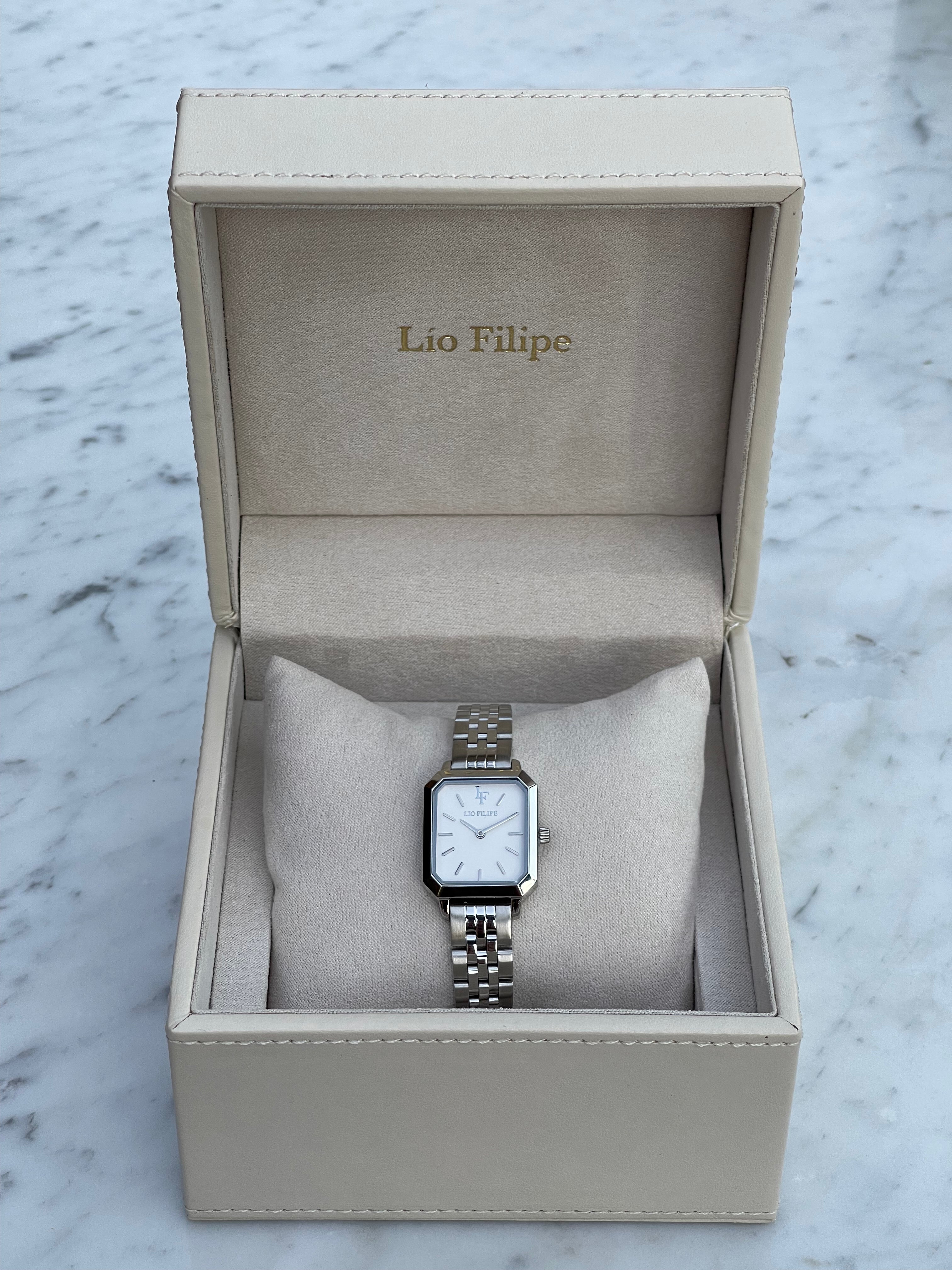 Lío Filipe x VOVIA - Silver